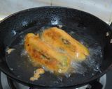 A picture of step 4 of Potato stuffed Chili Bajji.