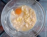 Foto del paso 2 de la receta: Medialunas de manteca sin hojaldre