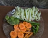 Foto langkah ke 1 dari resep Bihun Kuah Susu.