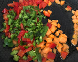 Foto del paso 2 de la receta: Cuscús con pollo y verduras estilo marroquí (fácil y rápido)