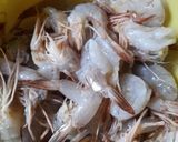 Foto langkah ke 1 dari resep Udang bakar madu pedas.