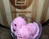 A picture of step 3 of Strawberry Ice cream.