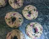 A picture of step 5 of Coriander Bread Bade.
