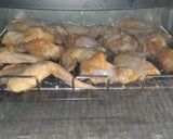 Foto langkah ke 4 dari resep Honey Chicken Wings.