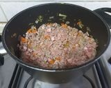 A picture of step 2 of Ragù alla Bolognese.