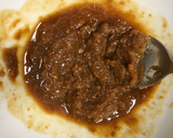 Foto del paso 7 de la receta: Berenjena, cebolla y cerdo con miso