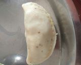 A picture of step 3 of Punjabi samosa.