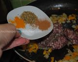 A picture of step 3 of Persian style spaghetti.