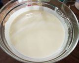 A picture of step 3 of Home made yoghurt.