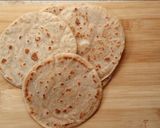 A picture of step 8 of Roti\Chapati \Phulka with liquid dough.