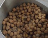 इंस्टेंट भटूरे और छोले (Instant Bhature aur chole recipe in Hindi) रेसिपी चरण 5 फोटो