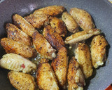 Foto del paso 1 de la receta: Alitas al ajillo de Luisa