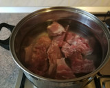 Foto del paso 1 de la receta: Espinazo de cerdo con patata en sopa para toda familia