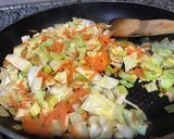 Foto del paso 1 de la receta: Revuelto de verduras y atún
