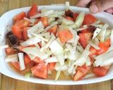 A picture of step 2 of Raw papaya Salsa.