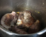 Foto del paso 4 de la receta: Carrillera de cerdo guisada (olla perfect)