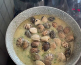 Foto del paso 6 de la receta: Almejas en salsa verde