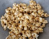 Foto langkah ke 4 dari resep Popcorn Manis.