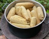 Hình bước làm 3 của món Bắp Luộc