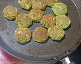 A picture of step 4 of Cheese Broccoli Aloo coins.