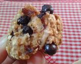Foto langkah ke 8 dari resep Banana Oat Chocochips Cheewy Cookies (3bahansaja).