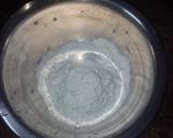 A picture of step 1 of Gobi pakora.