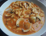 Foto del paso 5 de la receta: Alubias blancas con almejas 🌊