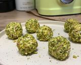 Une image de l'étape 4 de Billes surprises apéritives chevre frais / pistache.