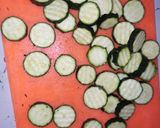 صورة لخطوة 5 من وصفة بيتزا سوفلي ✌️🍕