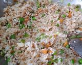 फ्राइड राइस विद कैबेज मंचूरियन (fried rice with cabbage manchurian recipe in Hindi) रेसिपी चरण 8 फोटो
