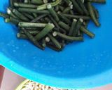 Foto langkah ke 1 dari resep Tumis Sayur KaPaGe (Kacang panjang + Tauge).
