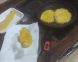 Foto del paso 2 de la receta: Pechuga frita con papas nuevas, verdura y mojo verde