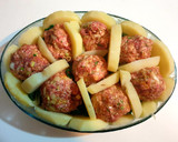 A picture of step 6 of Cheesy Spinach, Meatball & Potato Bake.
