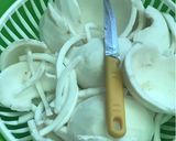 Hình bước làm 2 của món [Series cô Anh không biết nấu] Mứt dừa trái ngang