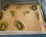 Foto langkah ke 10 dari resep Kiwi Fruit Cake.