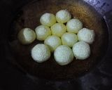 Foto langkah ke 4 dari resep Onde - onde Pandan.