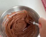 Foto langkah ke 3 dari resep Chocolate Mochi Ice Cream.