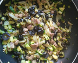 Foto del paso 2 de la receta: Quinoa con verduras y curry express