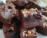 Foto del paso 13 de la receta: Brownie de mermelada de fresas y pepitas de chocolate (sin gluten)