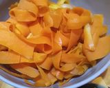 Foto del paso 1 de la receta: Merluza colorida con salsa de naranja