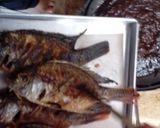 A picture of step 11 of Grilled Whole Fish with Tamarind, Sweet Soy Sauce and Bento Rice.