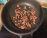 🌶️ Meksykańska szakszuka z kiełbasą i bułką grahamką krok przepisu 1 zdjęcie
