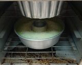 Foto langkah ke 5 dari resep Bolu Pandan Keju.