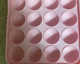 A picture of step 1 of Pink tea chocolate bombs.