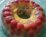 Foto langkah ke 5 dari resep Puding Buah Kombinasi Mozaik.
