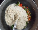 उपमा (upma recipe in marathi) रेसिपी स्टेप 3 फोटो 