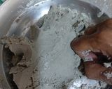 A picture of step 1 of Bajre ki roti.
