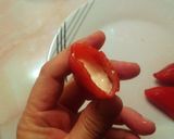 Foto del paso 4 de la receta: Piquillos en tempura rellenos de quesitos