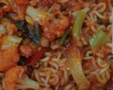 Foto langkah ke 4 dari resep Indomie selera pedas.
