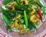 চিংড়ি দিয়ে ঢেঢ়শ ভাজি। রেসিপির ধাপ 3 ছবি